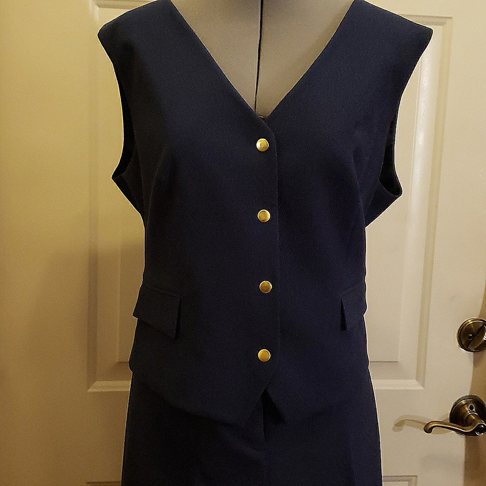 Sold!Eva Mendes Vest and Boot Cut Pants